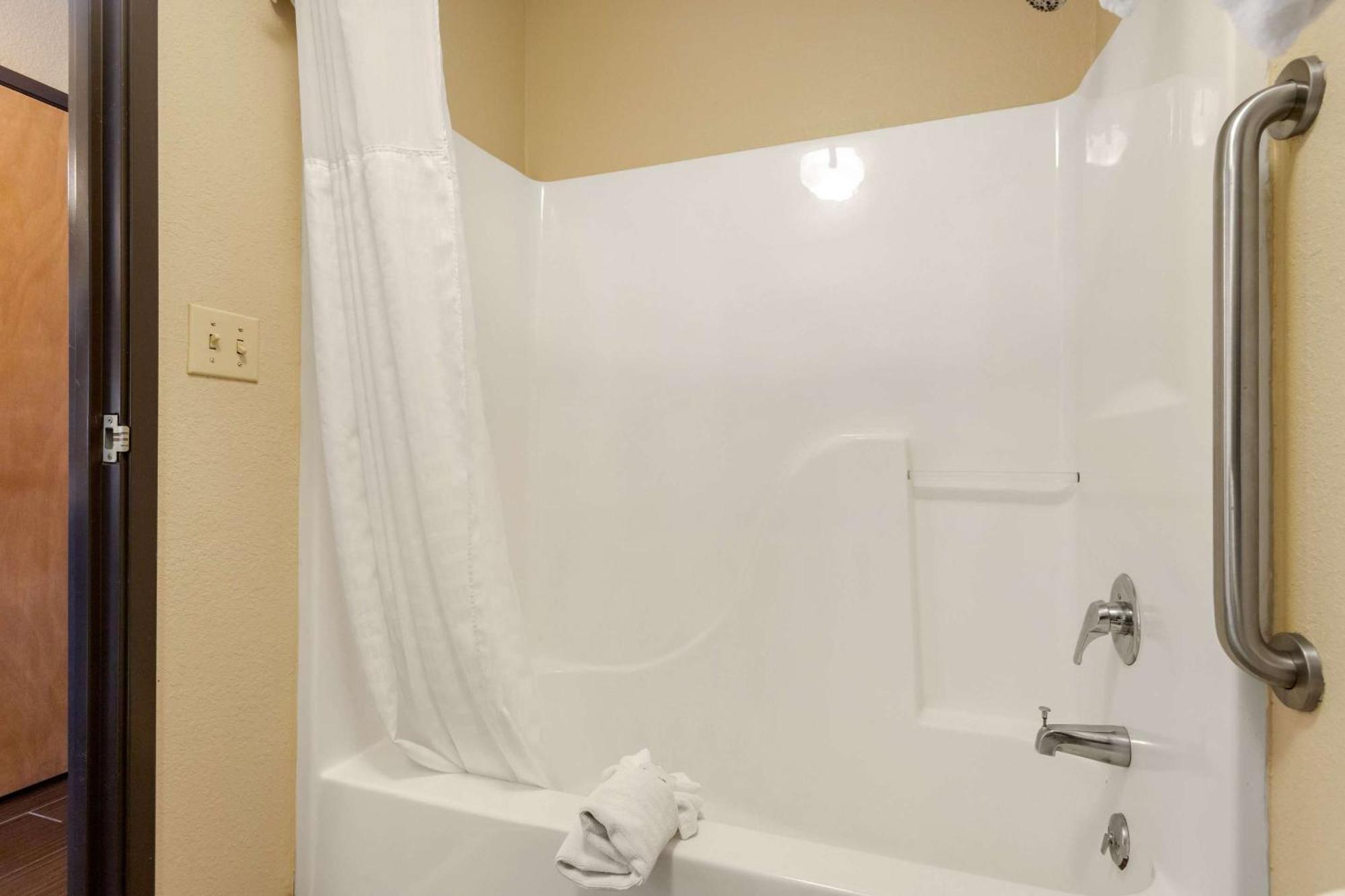 Comfort Inn&Suites Pittsburg Eksteriør bilde